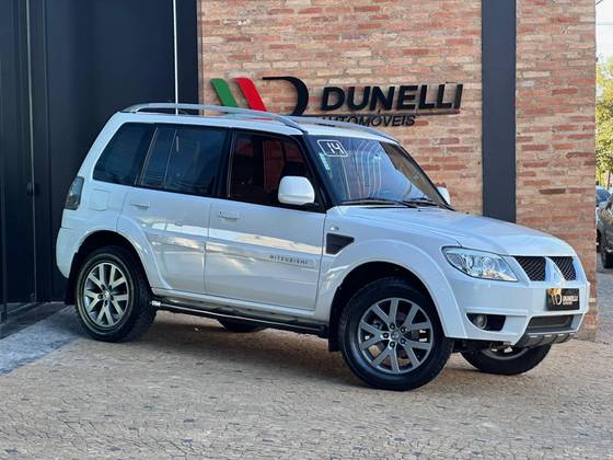 MITSUBISHI PAJERO TR4 2.0 4X2 16V 140CV FLEX 4P MANUAL